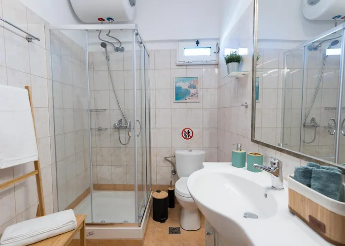 Platon Appartement *