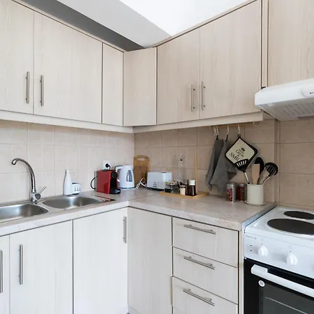 Platon Ликсури